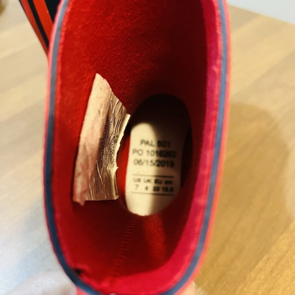 Hatley Classic Children's Rubber‎ Rain Boots, Size 7 Matte Navy Blue & Red Kids